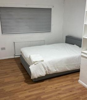 Borehamwood Apartamento | Peeams Abode Borehamwood