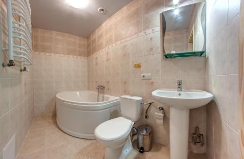 Polyanytsya Hotel | Pektoral