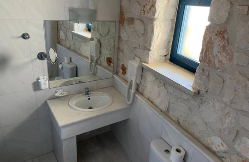 Xirokastello Hotel | Pelagos Blue Zante