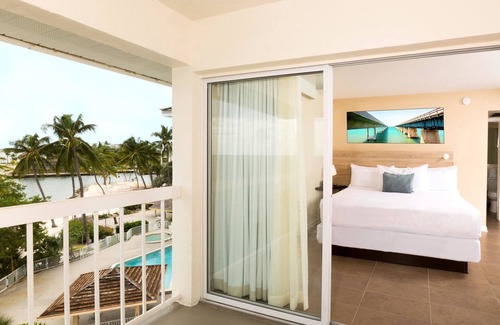 Islamorada Hotel | Pelican Cove Resort & Marina