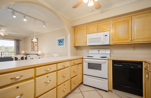 Crescent Beach Condominio | Pelican Inlet C 216