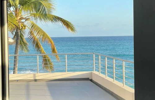 Cole Bay Villa | PELICAN KEY BEACH VILLA