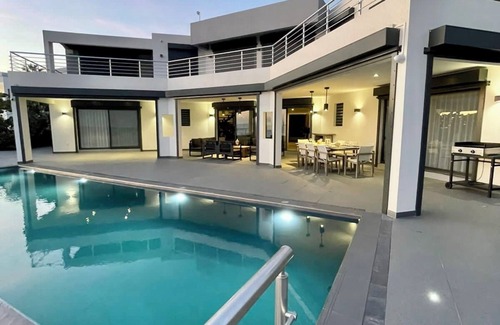 Cole Bay Villa | PELICAN KEY BEACH VILLA