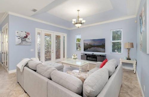 Englewood Villa | Pelican Nest Private Beach & Bay access & Pool
