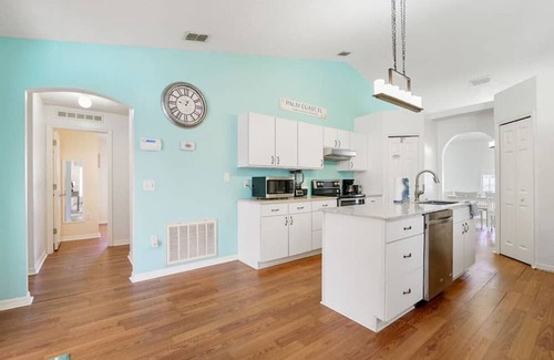 Palm Coast Casa | Pelican Palm - Pool Home
