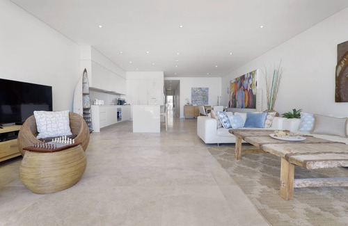 Central Coast Apartamento | Pelican Penthouse - Spacious private beachfront