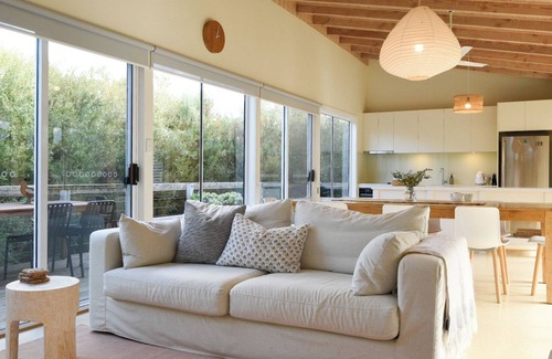 Waterhouse Casa | La casa de playa Pelican Shed