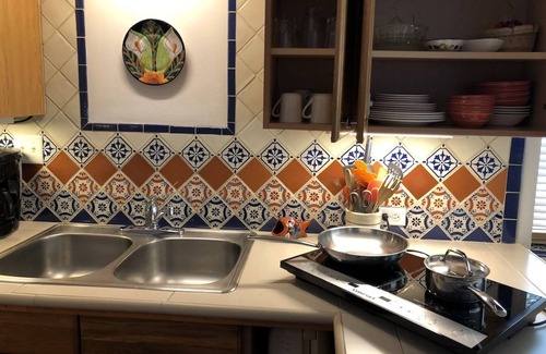 Bahía Kino Apartamento | PELICAN STUDIO: Delicious, private, with porch overlooking the Sea of Cortez.