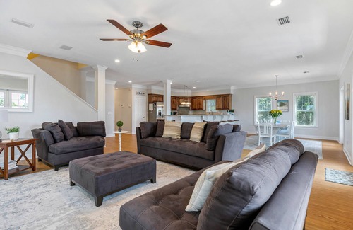 Ocean Springs Apartamento | Pelican View Beach House - Private Beach!!
