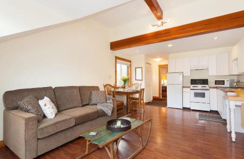Pemberton Apartamento | Pemberton Valley 1 bedroom suite walk to Village