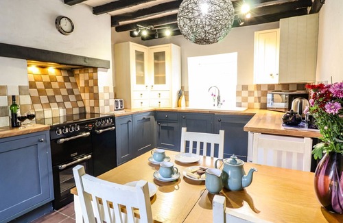 Mawddwy Cabaña | PEN Y BONT, pet friendly, character holiday cottage in Mallwyd