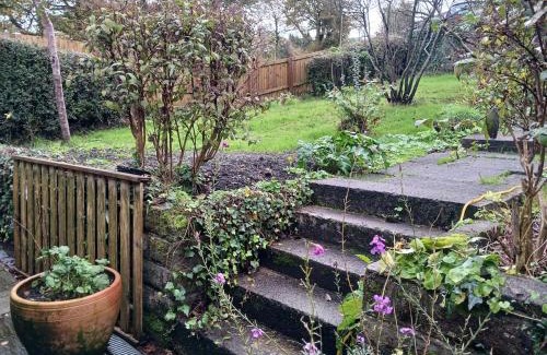 Landore Apartamento | Pen-y-Bryn Hilltop Rest - Self contained 2 bed apt - Max 4 people