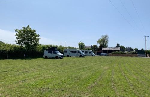 Brynrefail Otro | Pen y Buarth Pod - Caravan Site