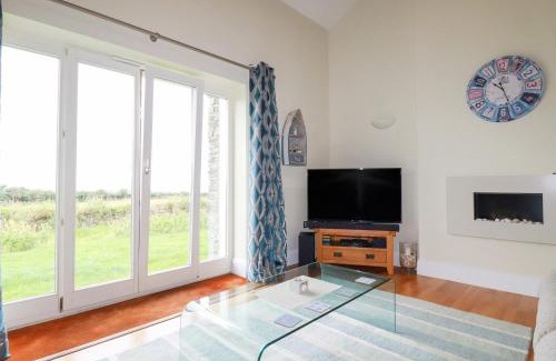 Edmonton Casa | Pen-Y-Les