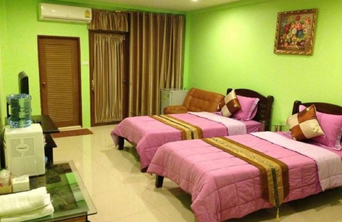 Khlong Toei Hotel | Penang Palace