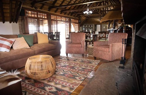 eDumbe Cabina | Penbi Game Ranch