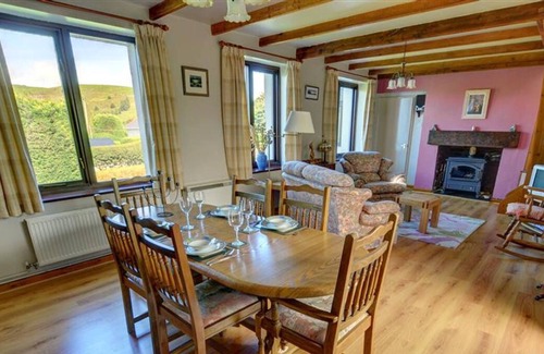 Rosebush Casa | Penbrist in Clynderwen