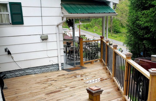 Pence Springs Casa | Pence springs riverview