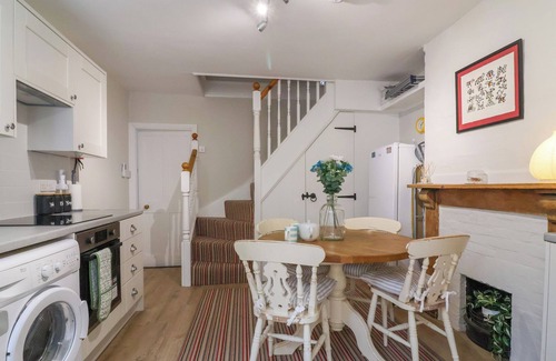 Sherborne Cabaña | PENDENNIS, family friendly, with a garden in Sherborne