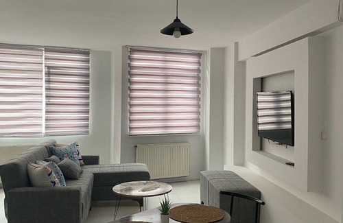 Pendik Apartamento | Pendik Çarşı SabihaGökçen Yakını Daire