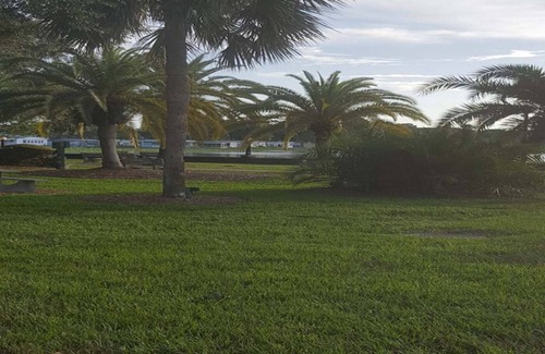 Eustis Apartamento | Pendleton Park
