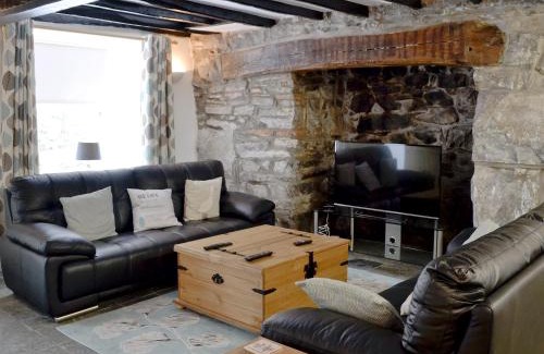 Trawsfynydd Casa | Pendref