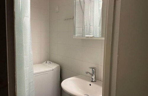 Kallio Apartamento | Penger19, Metro Nearby, Group travel, Netflix, Kallio