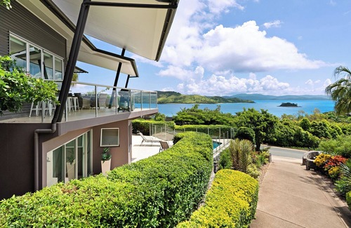 Hamilton Island Villa | Peninsula 8