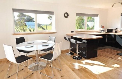 Isle of Lewis Cabaña | PENINSULA COTTAGE, family friendly, with a garden in Stornoway