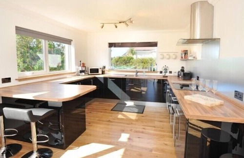Isle of Lewis Cabaña | PENINSULA COTTAGE, family friendly, with a garden in Stornoway