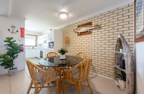 Yamba Casa | Peninsula Court 5 - LJHooker Yamba