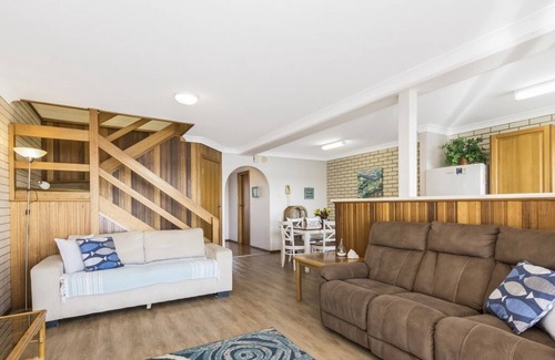 Yamba Apartamento | Peninsula Court 6, Fish from your back door