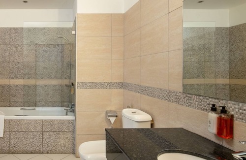 Oyster Bay Hotel | Peninsula Hotel Dar es Salaam