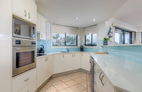 Soldiers Point Apartamento | 3 'Peninsula Waters', 2-4 Soldiers Point Rd - Hermosa unidad de aire acondicionado con piscina, ascensor y WIFI
