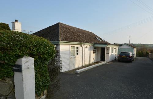 Abersoch Casa | Penmorfa - Sublime Abersoch retreat with roof terrace, 80m from beach, great for surfing