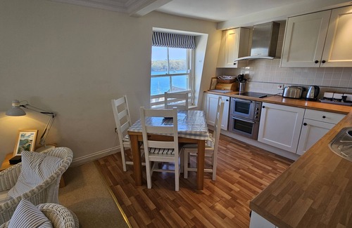 St. Mawes Cabaña | Pennant - an apartment that sleeps 4 guests in 2 bedrooms