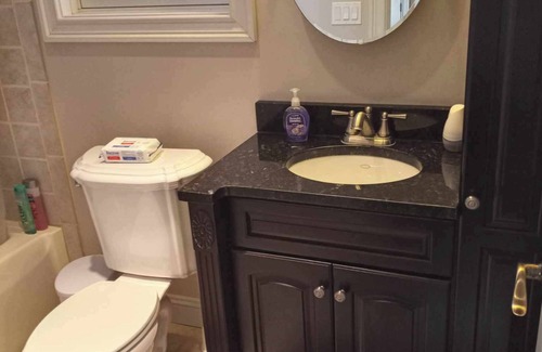 State College Casa | PennState/State College Private Room with Private Entrance & Full Bath, parking.