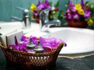 Ko Chang Hotel | Penny's Resort