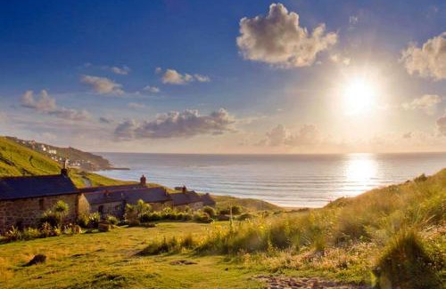 Sennen Cove Casa | Penrose, Cornish Cottage With Sea Views, Garden & Patio By the Beach