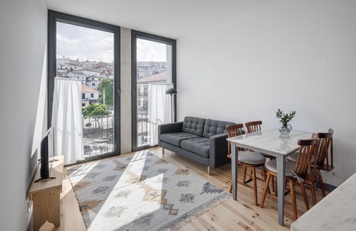 Santa Comba Dao Apartamento | Pensão Luisinha by Casas com Estória Boutique Houses