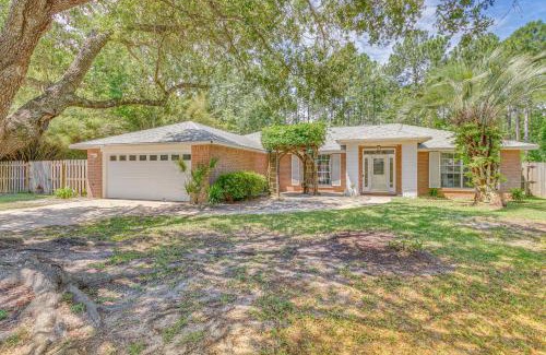 Ono Island Casa | Pensacola Home with Large Yard 4 Mi to Beach