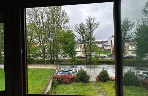 Sarria Casa | Pensión Río Sarria