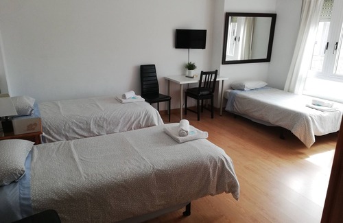 El Ensanche Zona Nuova Casa | Pensión Santa Rita