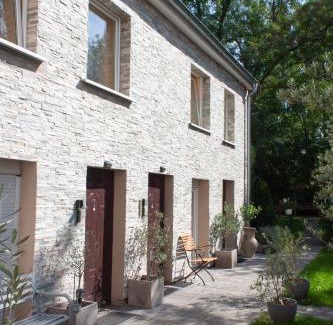 Oberschoneweide Casa | Pension 11 Apartments by Lorenc
