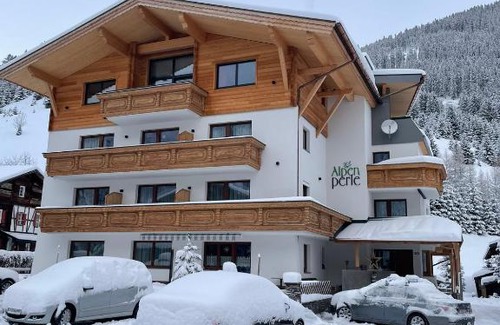 Holzgau Casa | Pension Alpenperle