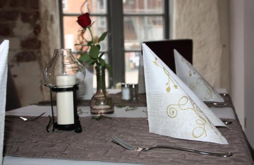 Neustadt-Glewe Casa | Pension Altes Burghotel