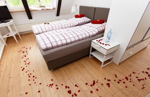 Neustadt-Glewe Casa | Pension Altes Burghotel