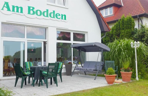 Ribnitz Cama Y Desayuno | Pension Am Bodden