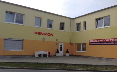 Kropeliner-Tor-Vorstadt Casa | Pension an der Werft