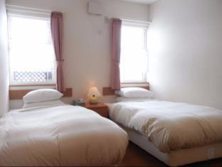 Nakafurano Cama Y Desayuno | Pension and Restaurant La Collina